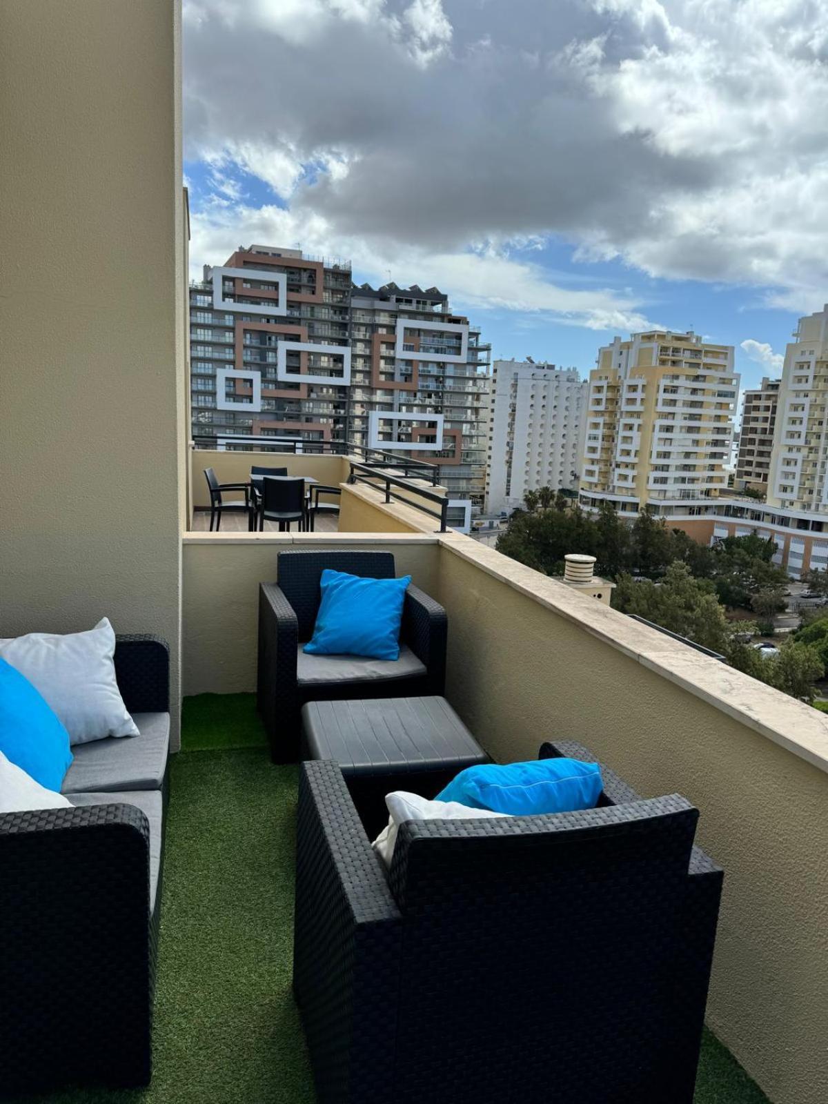 The Penthouse In Amarilis Apartment ปอร์ติเมา ภายนอก รูปภาพ
