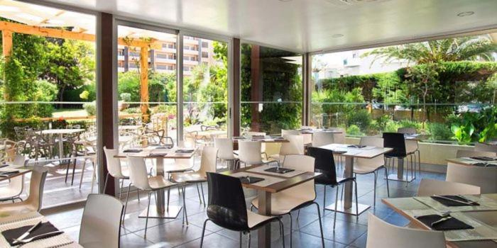 The Penthouse In Amarilis Apartment ปอร์ติเมา ภายนอก รูปภาพ